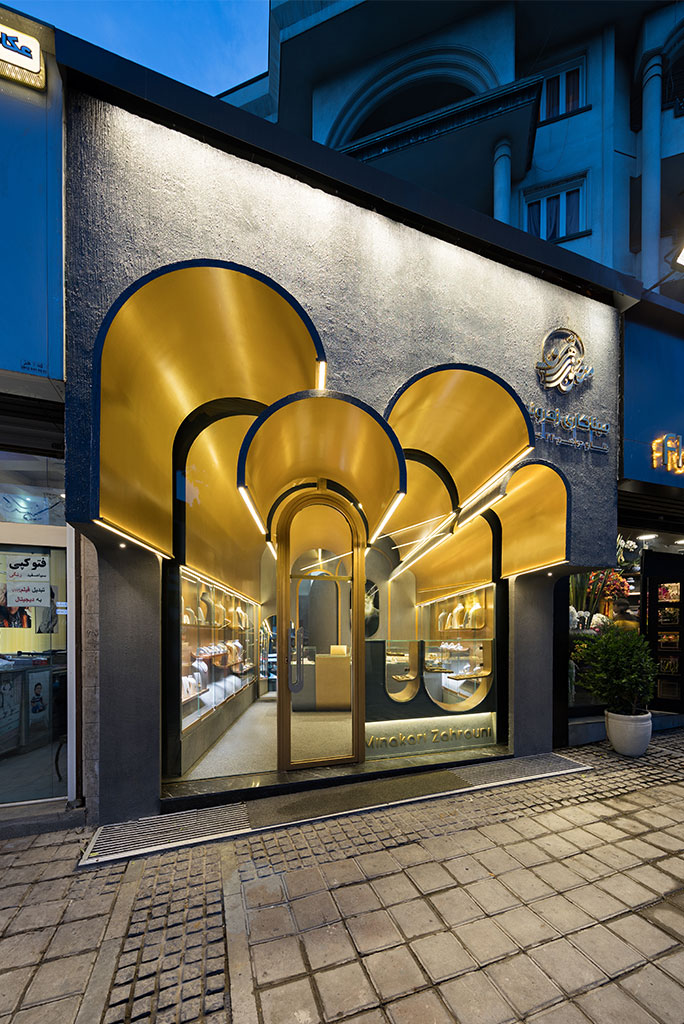 فروشگاه طلا و جواهر زهرونی